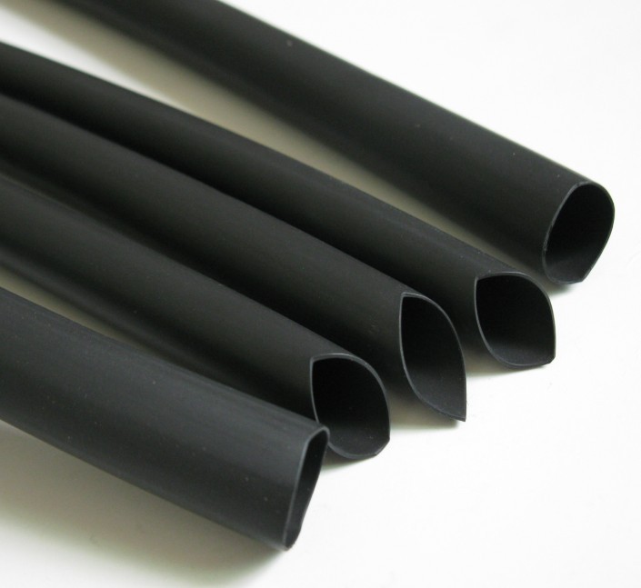 氟橡胶管的性能与特点 